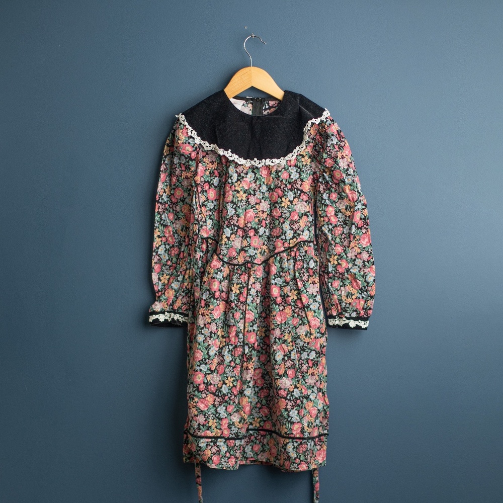 VINTAGE Polly Flinders floral dress